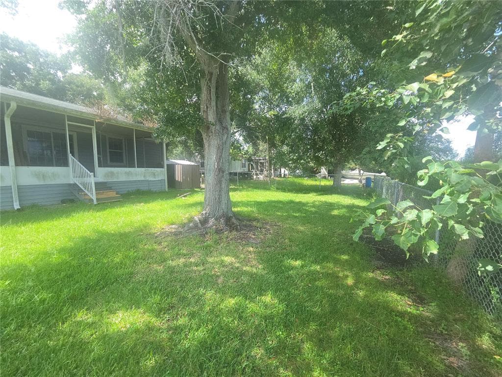 4450 POLK CITY ROAD photo 11