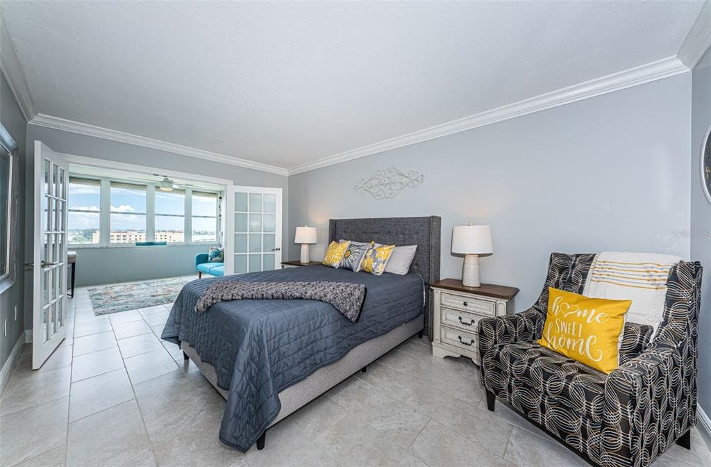 4775 COVE CIRCLE 904 photo 24