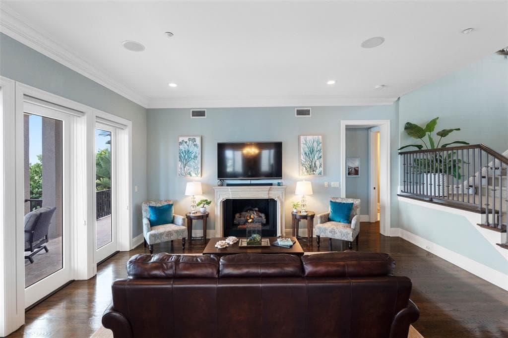 505 HARBOR DRIVE photo 23