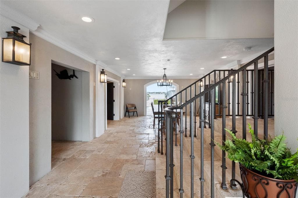 505 HARBOR DRIVE photo 17