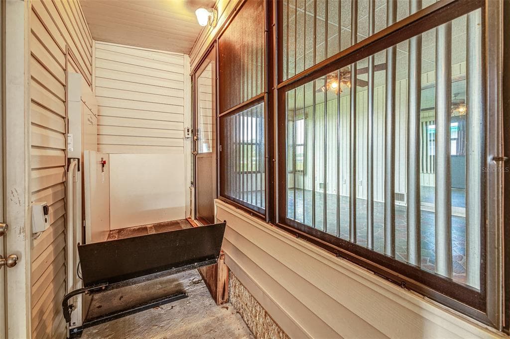 2055 S FLORAL AVENUE 224 photo 20
