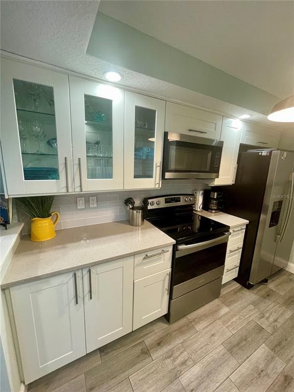 100 SILVER BEACH AVENUE 720 photo 19