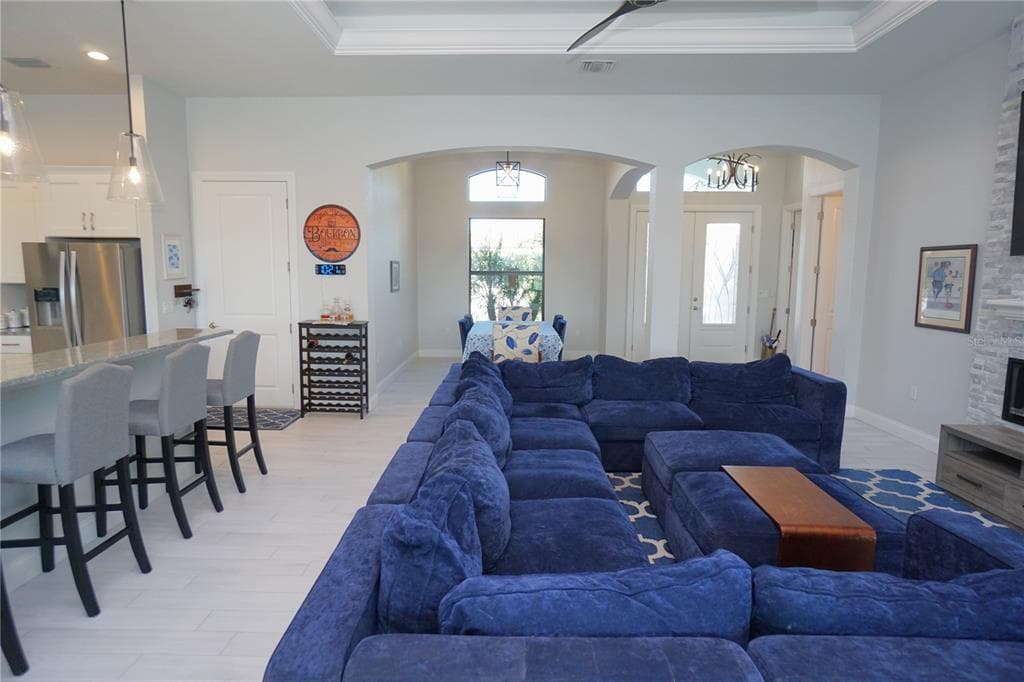 319 TRIESTE DRIVE photo 11