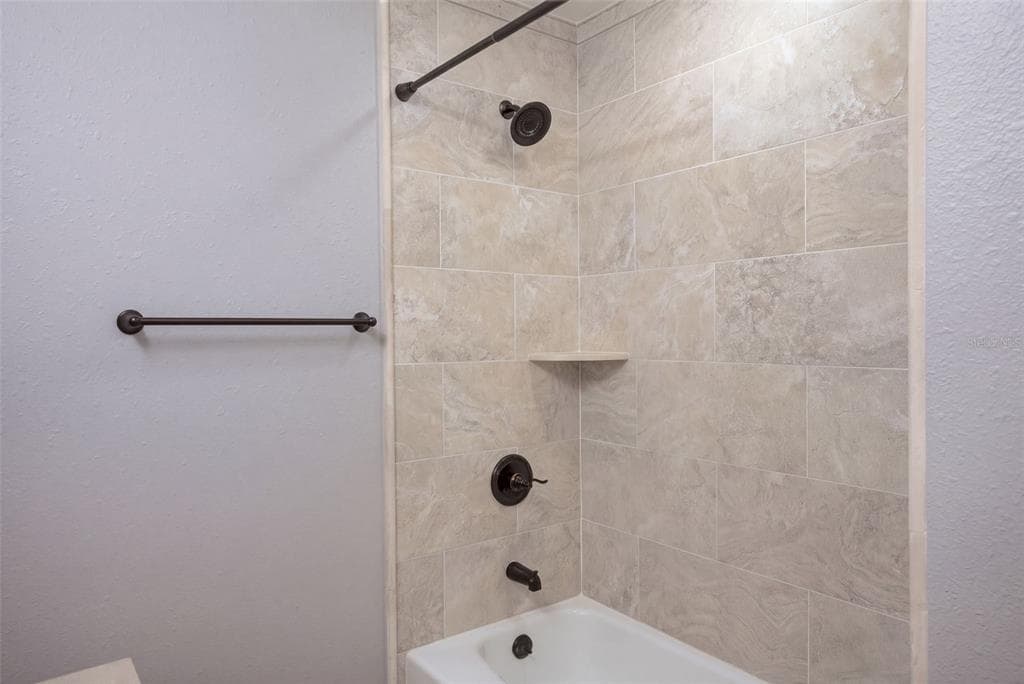603 N HAWLEY STREET photo 24