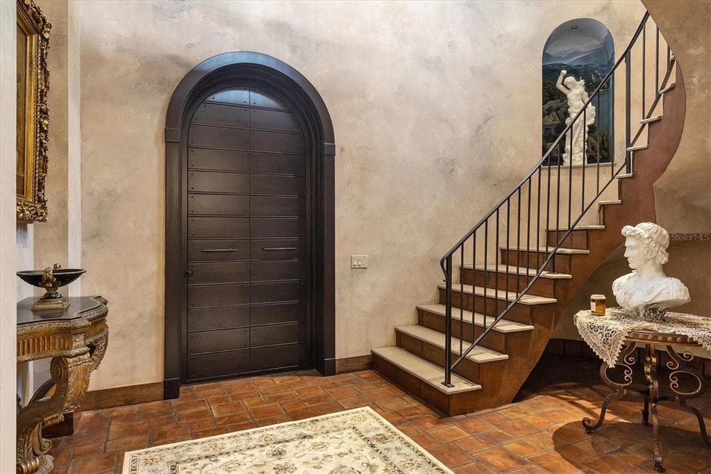 315 S SHORE DRIVE photo 10