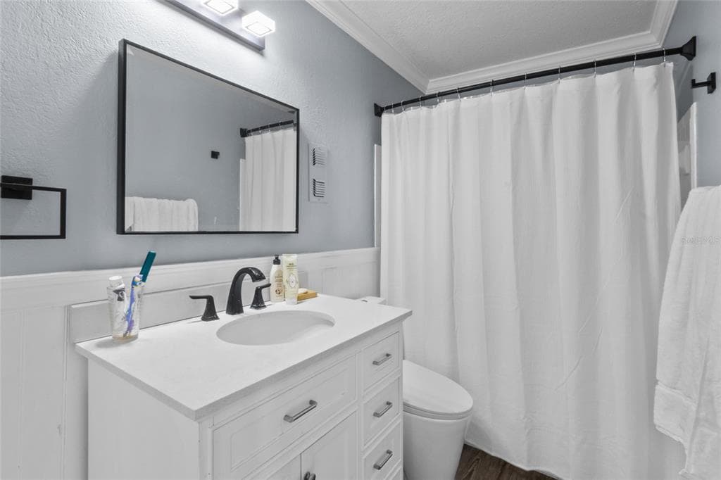 5202 BEACH DRIVE SE D photo 16