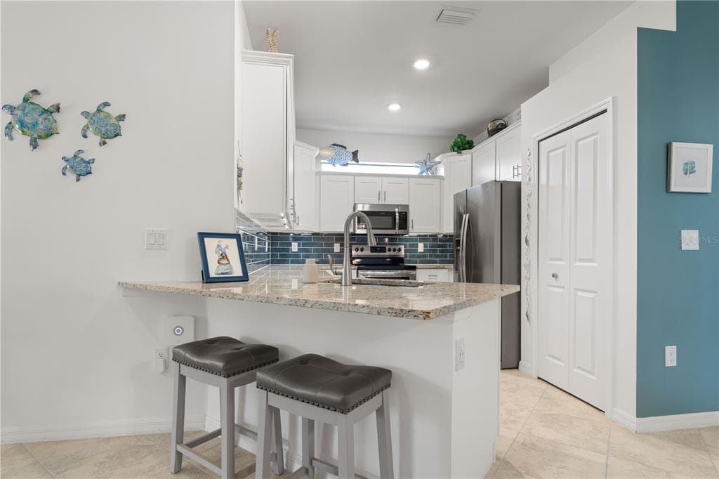 2192 BONITO WAY photo 7