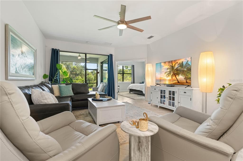 2192 BONITO WAY photo 21