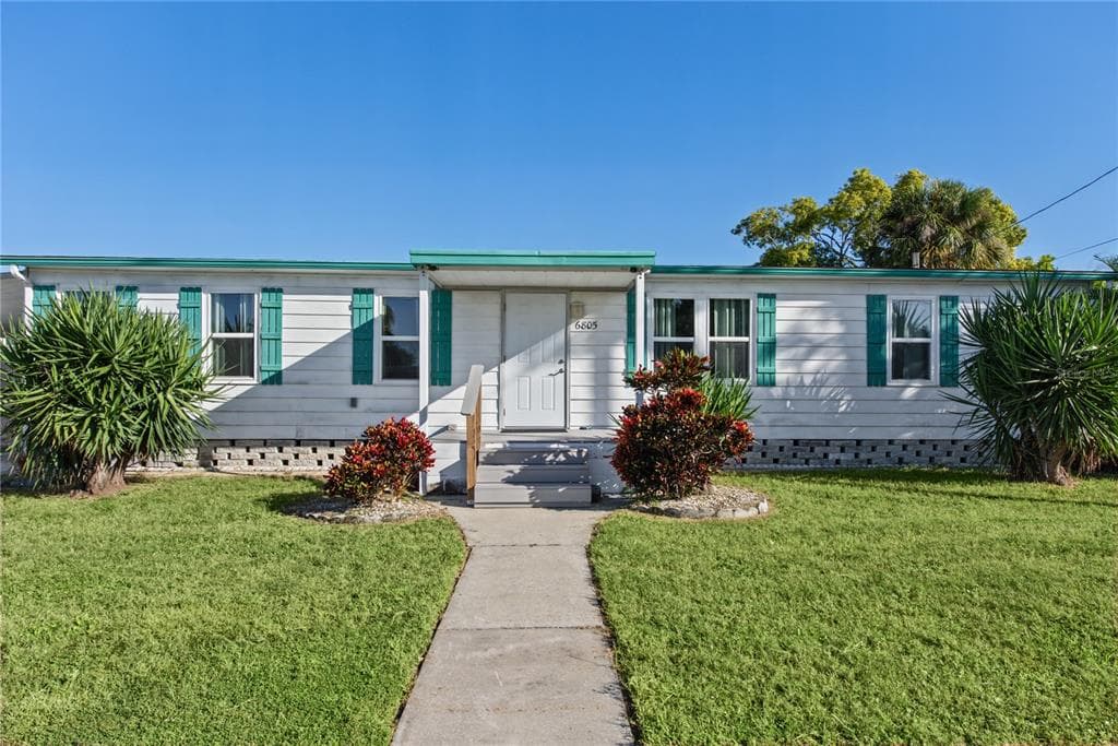 6805 HERON LANE photo 17
