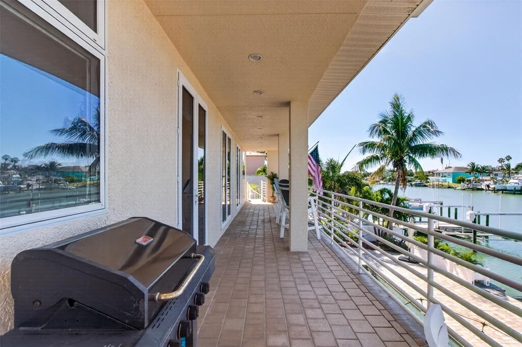 532 JOHNS PASS AVENUE photo 20