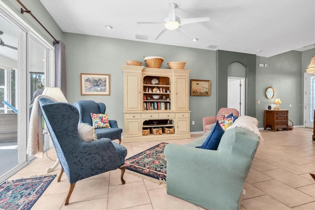 6156 JAPONICA COURT photo 6