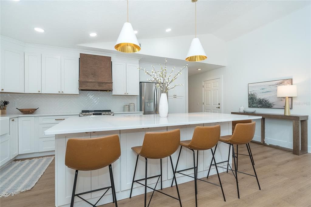 16 LEEWARD DRIVE photo 9