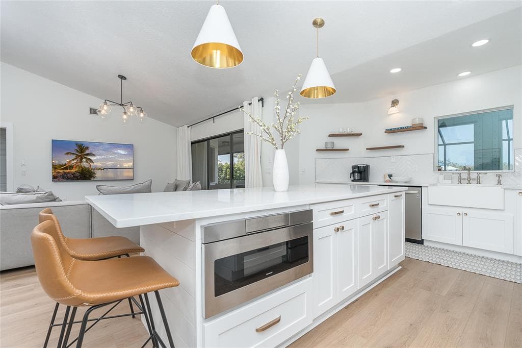 16 LEEWARD DRIVE photo 10