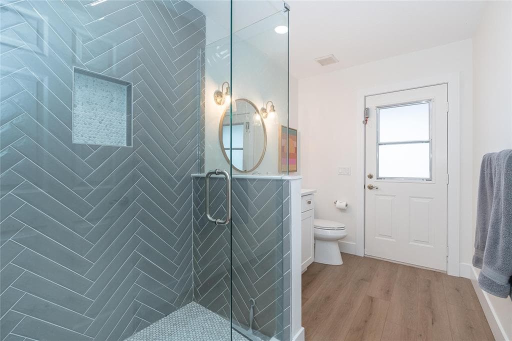 16 LEEWARD DRIVE photo 25