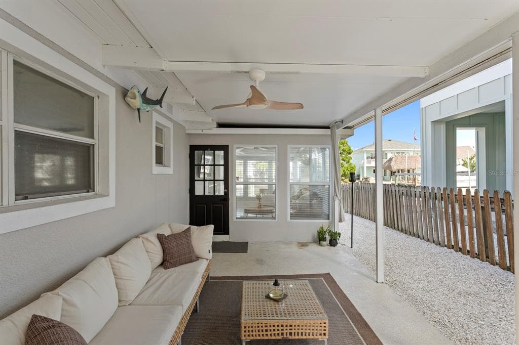 191 175TH AVENUE E photo 16